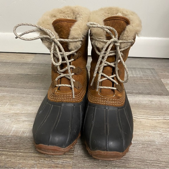 WOLVERINE WOMEN'S TORRENT FAUX FUR DUCK WINTER BOOTS ROUND TOE-size 9W *like NEW - Picture 8 of 10